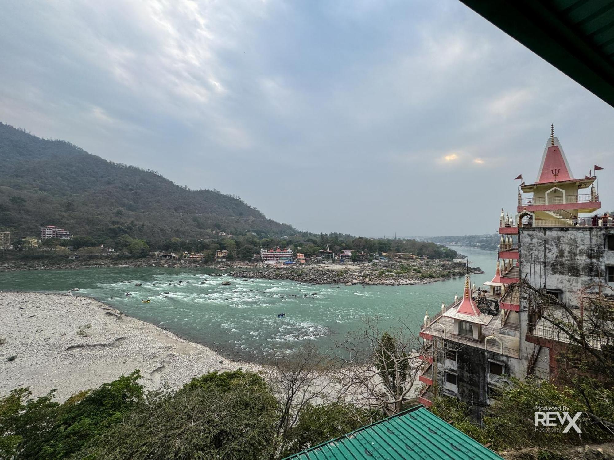 Отель The Leisure Cave On The Ganges Ришикеш Экстерьер фото