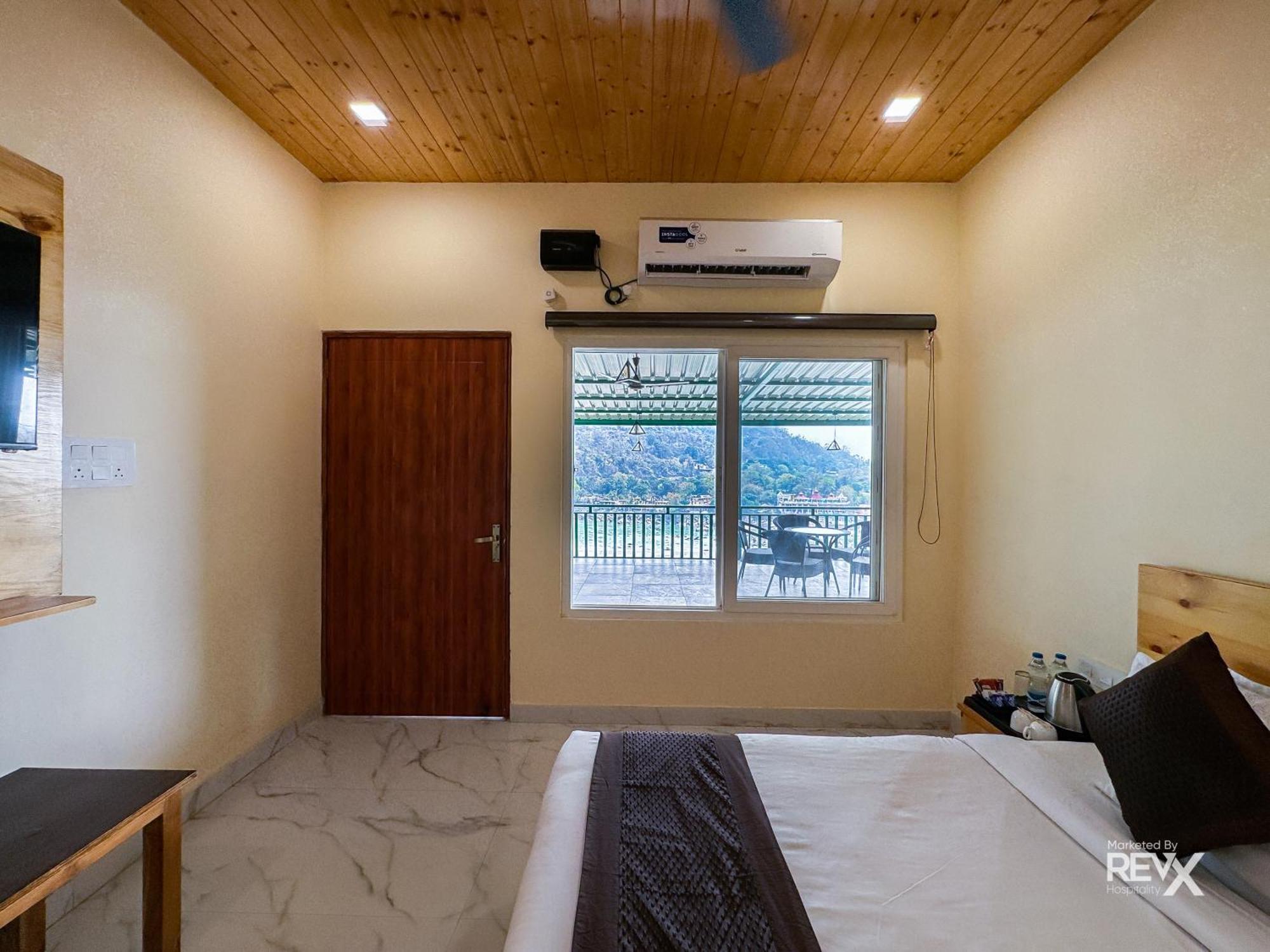 Отель The Leisure Cave On The Ganges Ришикеш Экстерьер фото