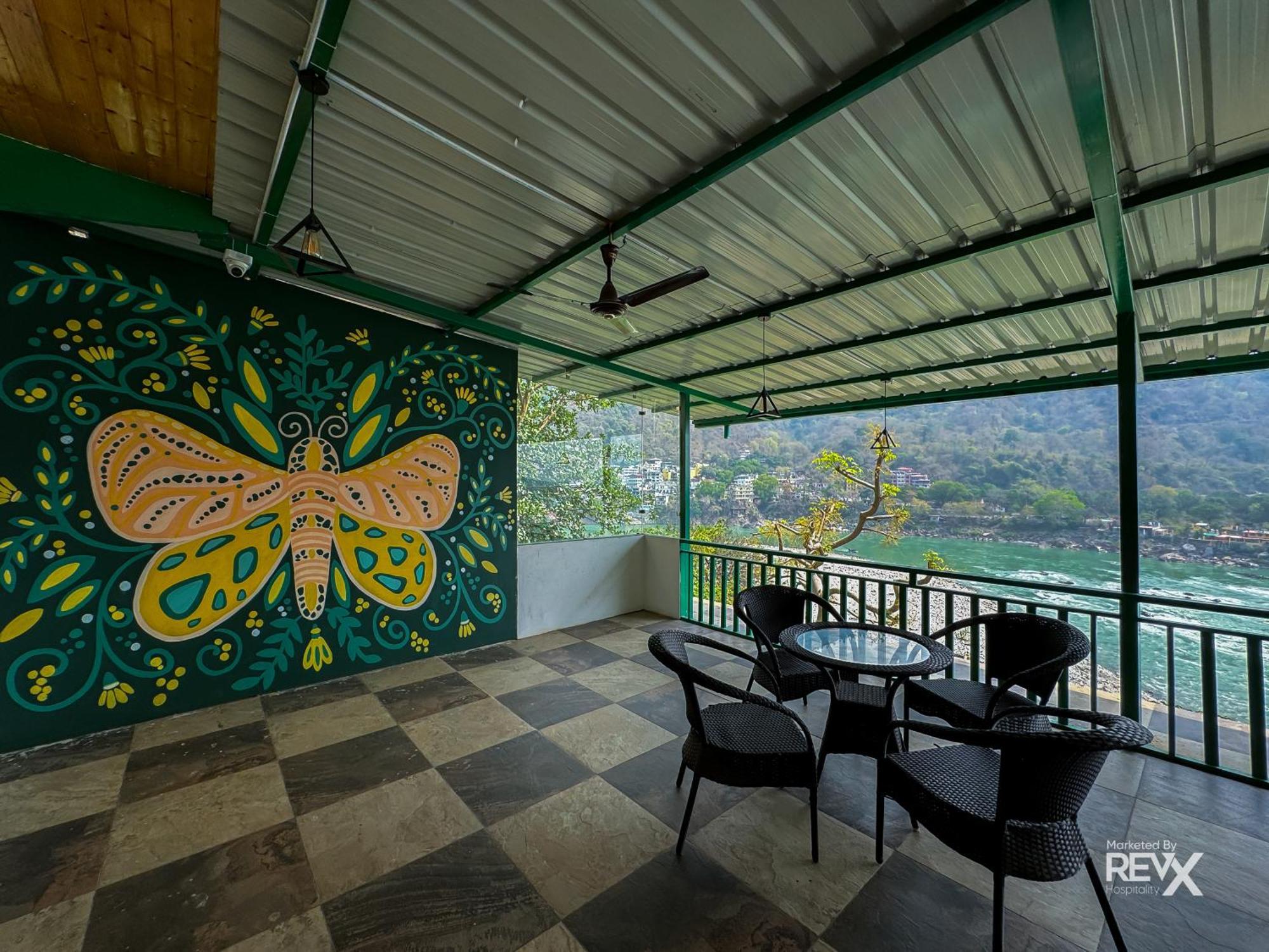 Отель The Leisure Cave On The Ganges Ришикеш Экстерьер фото