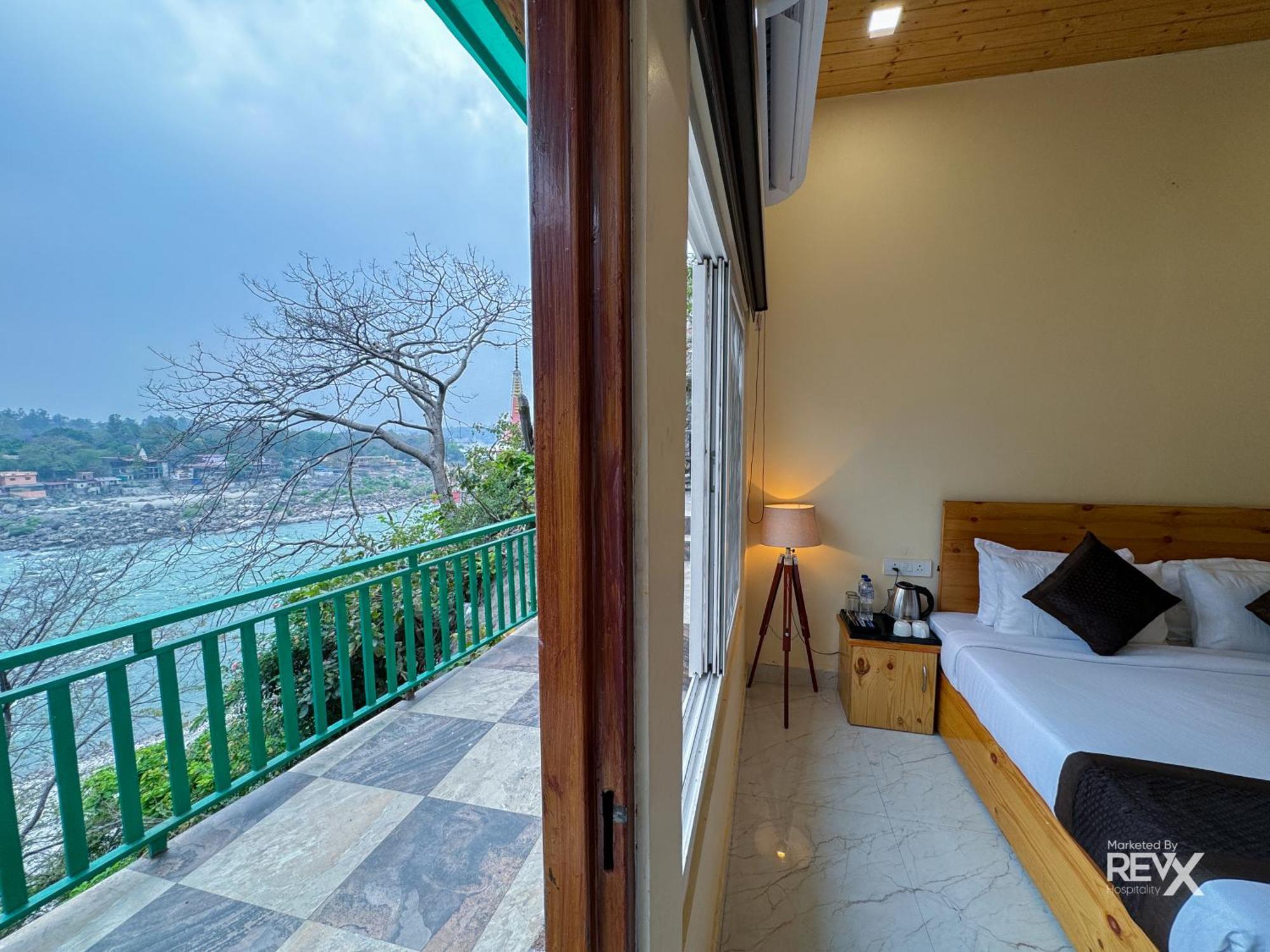 Отель The Leisure Cave On The Ganges Ришикеш Экстерьер фото